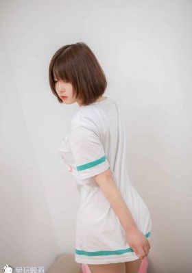 公交车扒开稚嫩挺进去j电影_HD高清在线观看