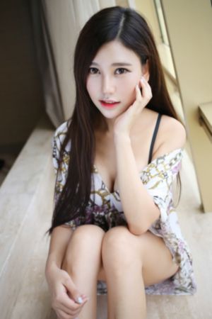 白丝美女被c_DVD国语在线观看