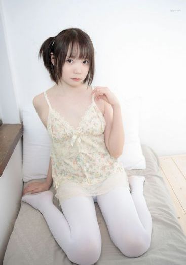 电影制服_720免费在线播放